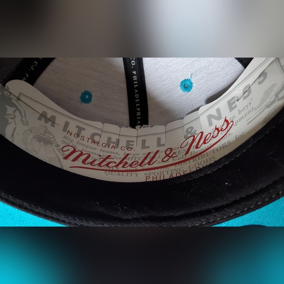 Mitchell & Ness NBA Charlotte Hornets Splatter Retro Snapback Hat Cap - NWOT - Picture 11 of 11